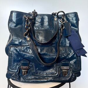 COACH POPPY Gloss Navy Patent Tote Large Bag